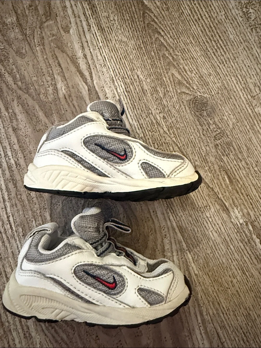 Nike Kids White and Gray Sneakers with Navy Accents